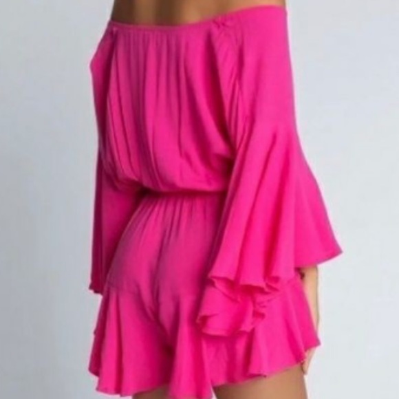 MESHKI HOT PINK JUMPSUIT/ROMPER WORN ONCE GREAT CONDITION! Size XS - Picture 2 of 5